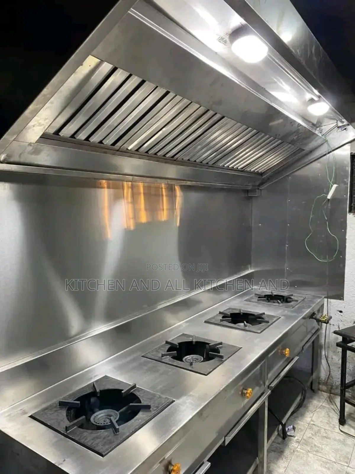 Exemplary Smoke Extractor Hood
