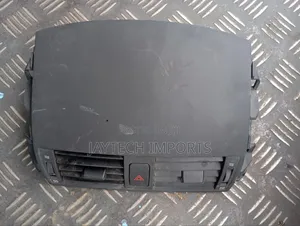 Fielder 141 Dashboard Vent