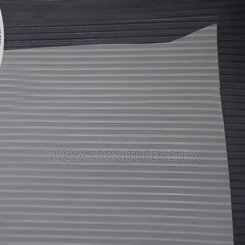 Office Chairs: Modish Ergonomic Cloth Office Chair