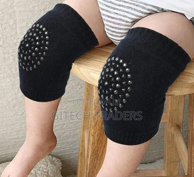*Baby Crawling Knee Pad