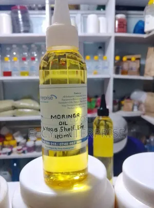 Moringa Oil – (100% Natural Cold-Pressed) Pure Organic Carrier Oil