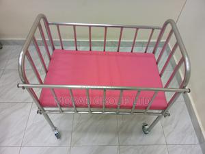 Baby Cot-Stainless Steel - thumbnail 2