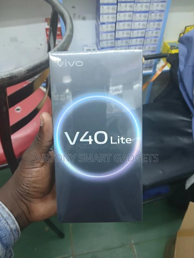 New Vivo V40 Lite 256 GB Black