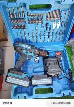 Makita Cordless Drill 88v