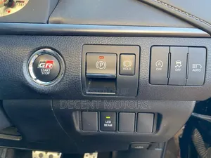 Toyota Harrier 2.0 2019 Black