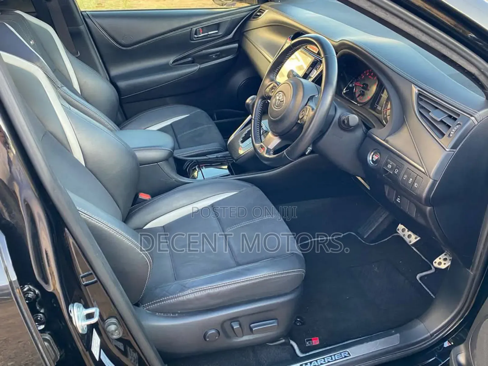 Toyota Harrier 2.0 2019 Black