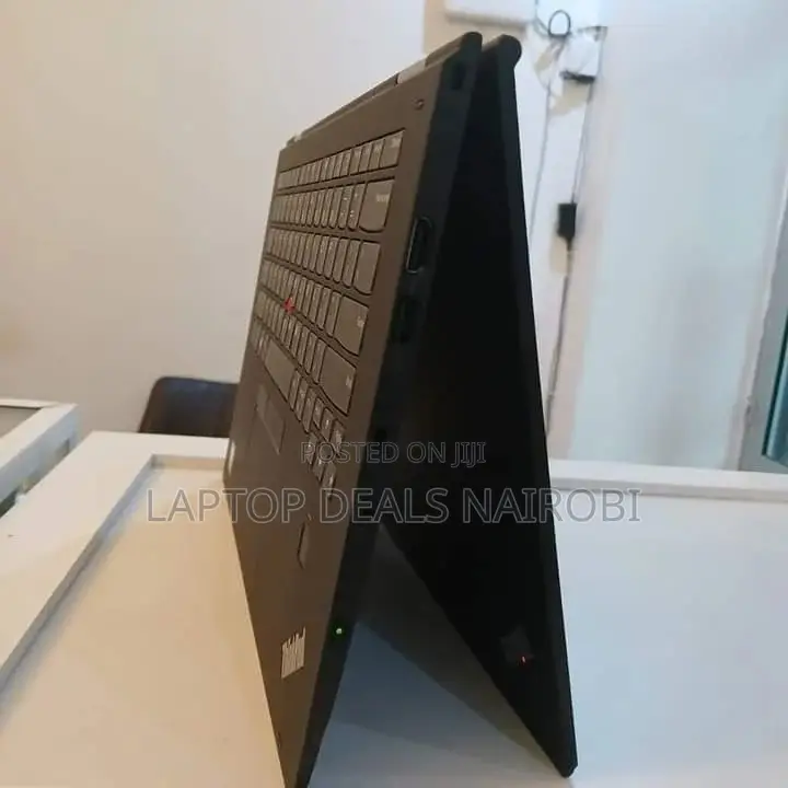 Laptop Lenovo Thinkpad X1 Yoga 8GB Intel Core I7 SSD 256GB
