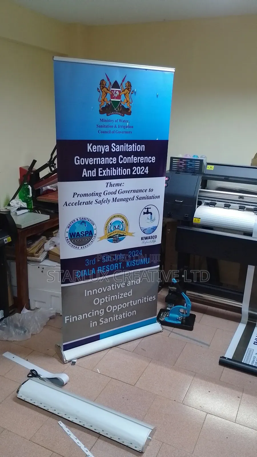 Roll Up Banner