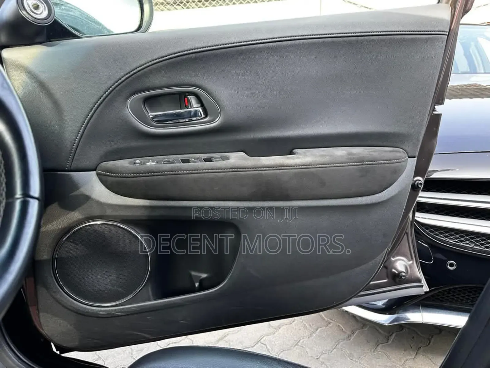 Honda Vezel 1.5 Hybrid 2WD 2019 Brown