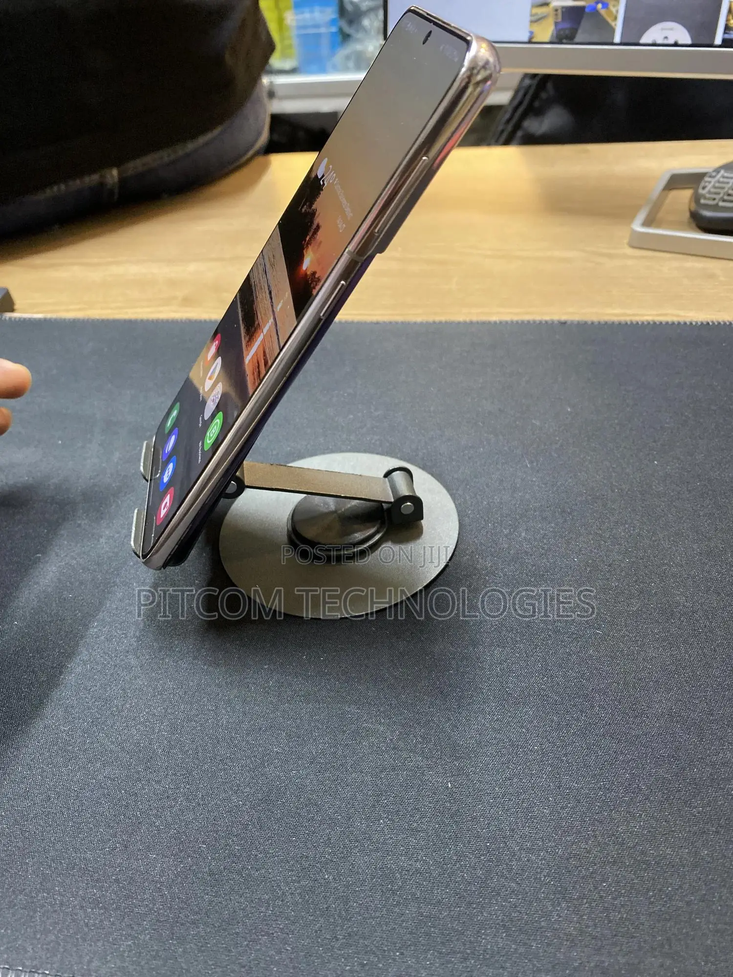 Phone Tablet Holder