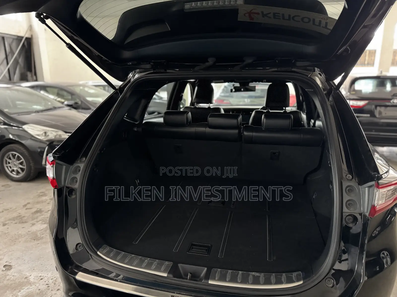 Toyota Harrier 2.5 Hybrid 4WD 2018 Black
