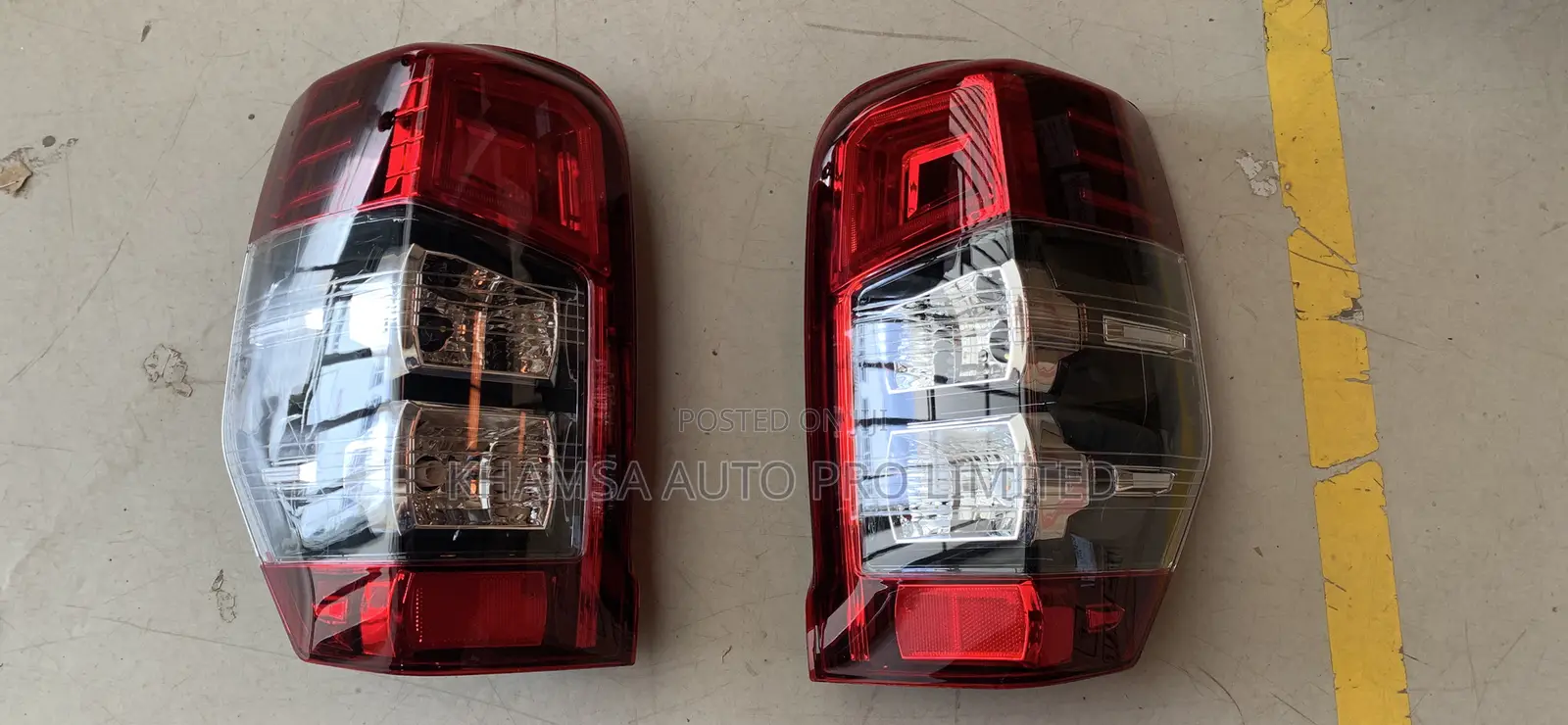 Mitsubishi Triton L200 2019 Tail Lamp