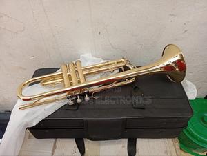 Yamaha Trumpet With Case - thumbnail 2