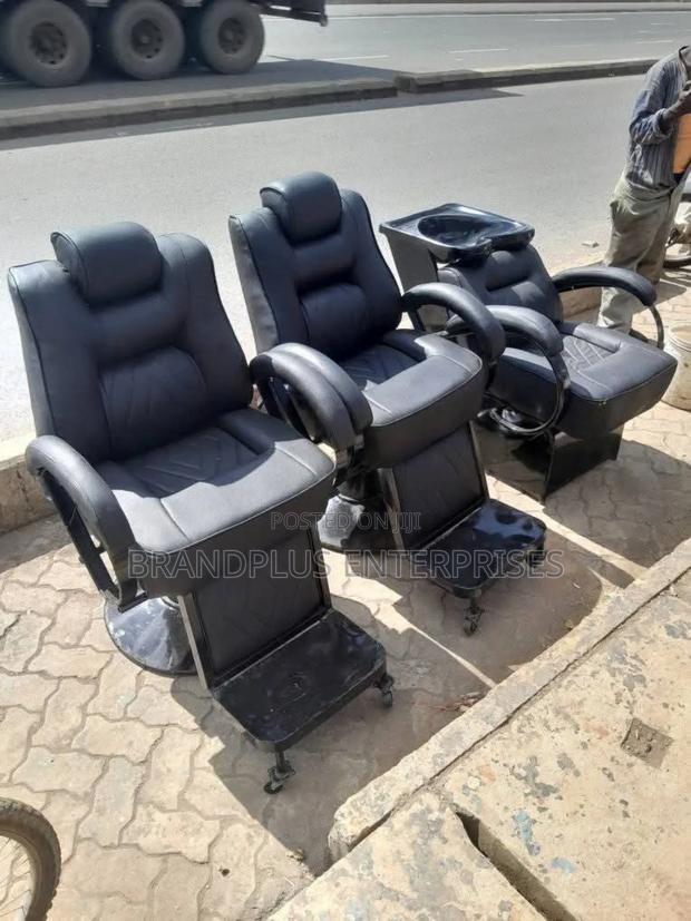 Barbershop Seat And Sink Set