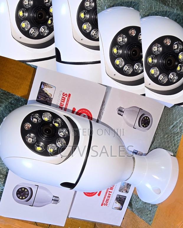 Wireless CCTV Bulb Camera 360 Degrees Smart Lights - main view