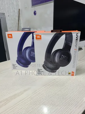 JBL Live670 Noise Cancelling Headphones