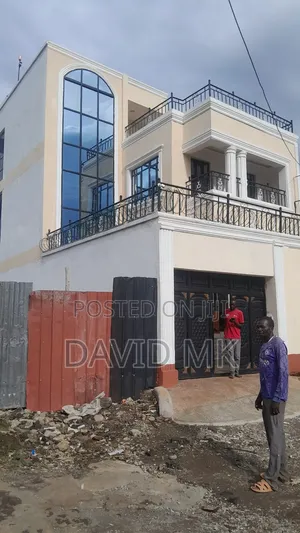5bdrm Maisonette in Membley for rent