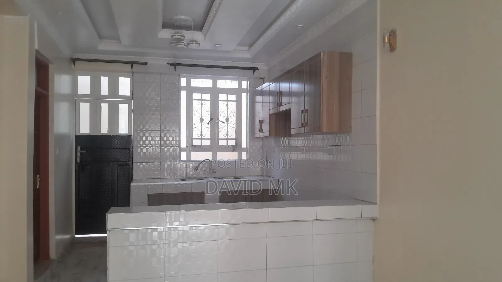 5bdrm Maisonette in Membley for rent