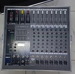 M-Track 9 Channels Fleight Case Powered Mixer 3000w