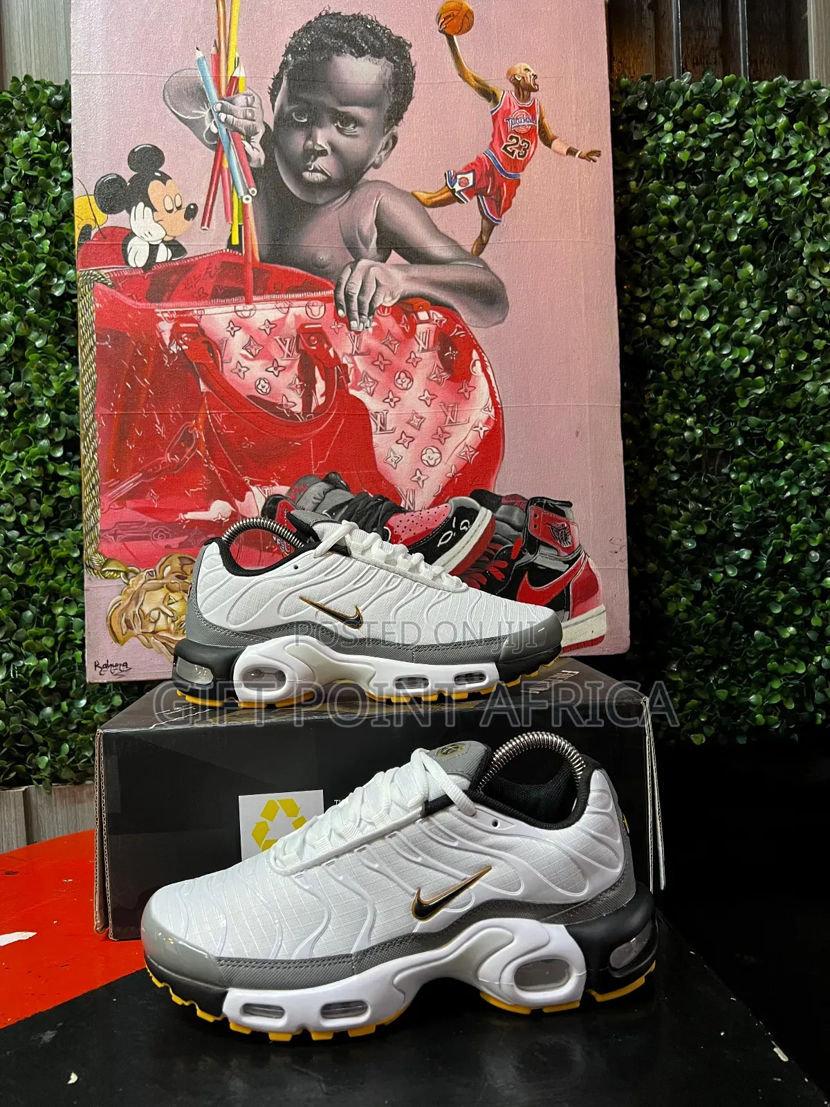Nike Air Tn (Flani)
Sneakers