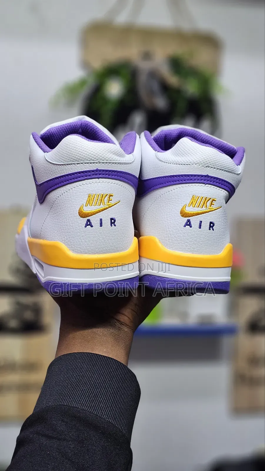 Nike Flight Legacy"Lakers"
Sneakers