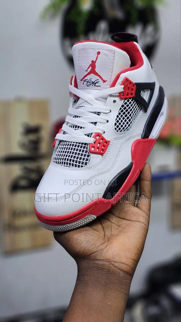 Jordan 4 Fire Red Unisex Sneakers - thumbnail 3