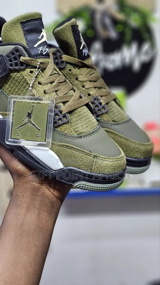 Jordan 4 Olive Green Unisex Sneakers - thumbnail 3