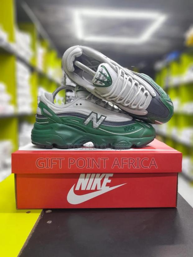 New Balance 1000 Unisex Sneakers - main view