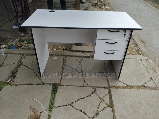 1.2m White And Black Office/Study Desk