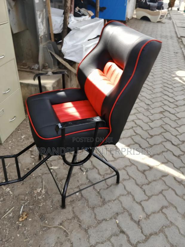 Barbershop/Kinyozi Chair - main view