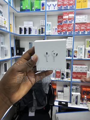 Apple Airpods 4 - thumbnail 2