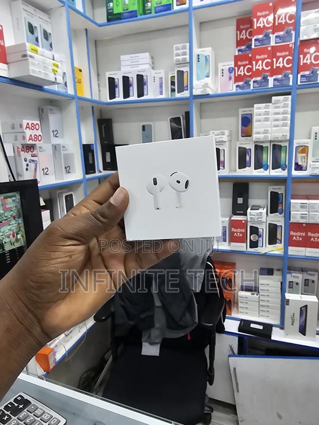 Apple Airpods 4 - thumbnail 3