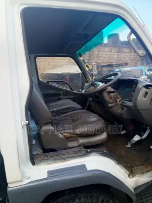 Mitsubishi Canter KBK Closed Body