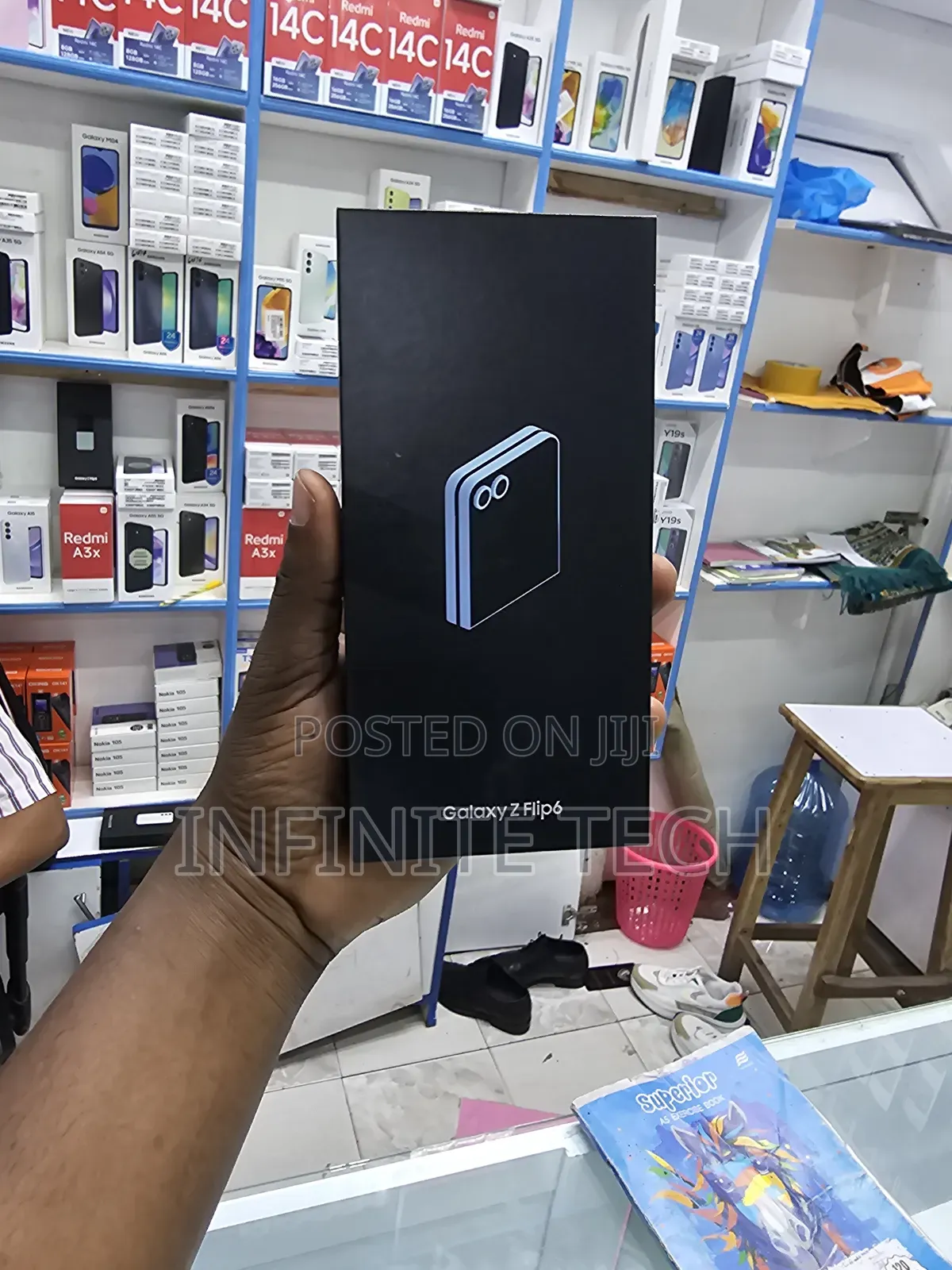 New Samsung Galaxy Z Flip6 256 GB Black