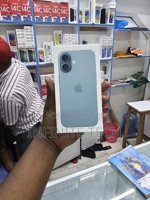 New Apple iPhone 16 256 GB Black - thumbnail 2