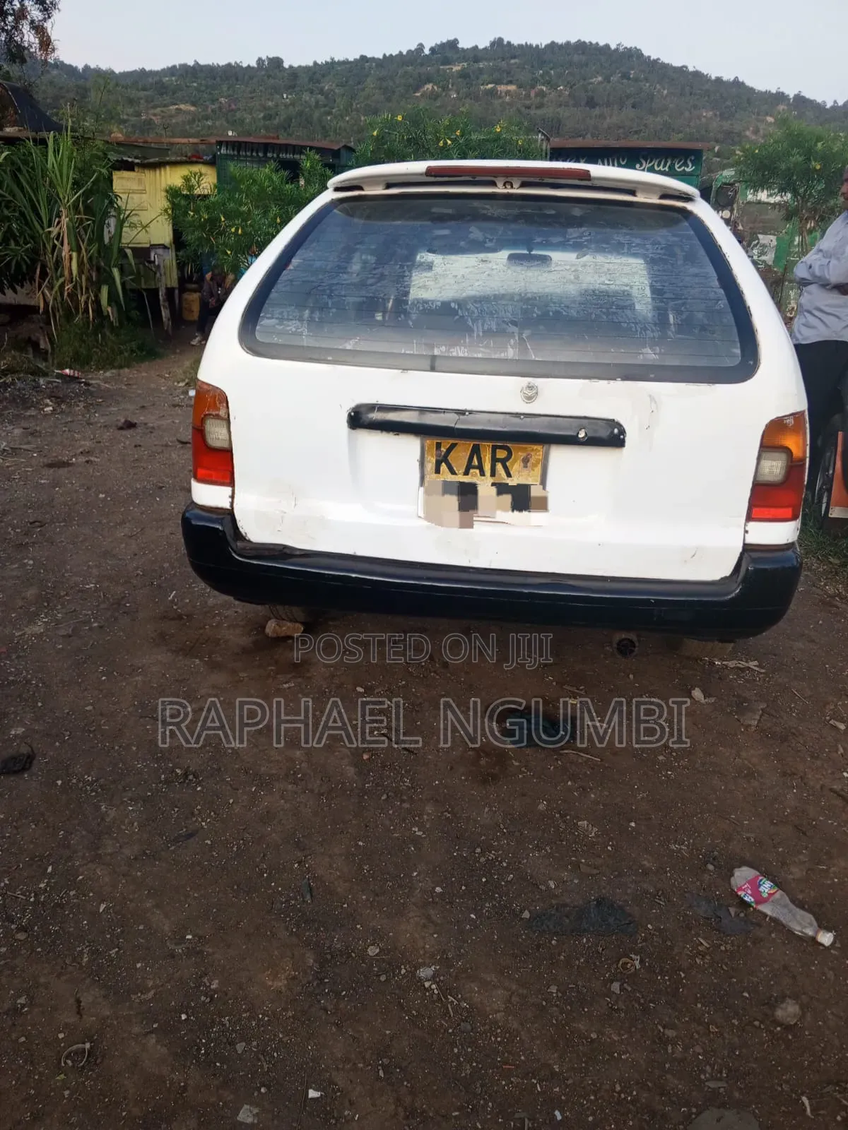 Toyota Corolla II 1997 White
