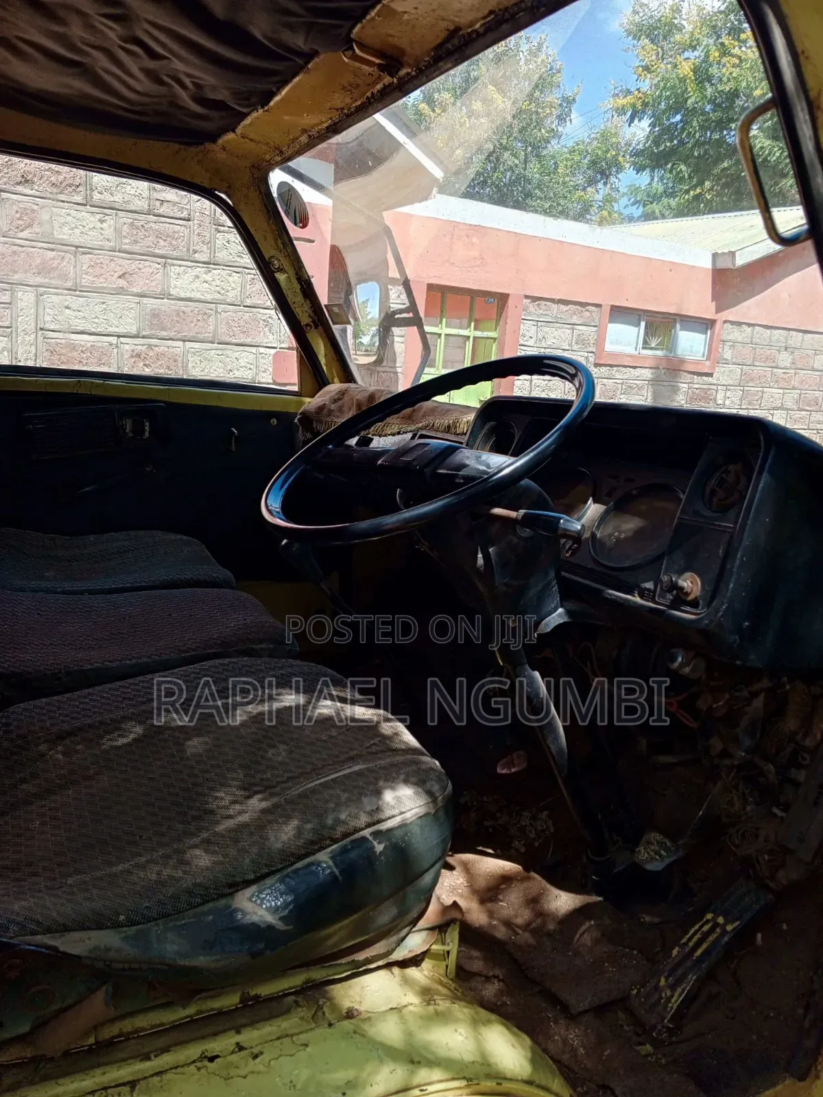 Mitsubishi Canter KTT 4d31 1989 Yellow