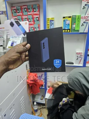 New Samsung Galaxy Z Fold6 256 GB Black