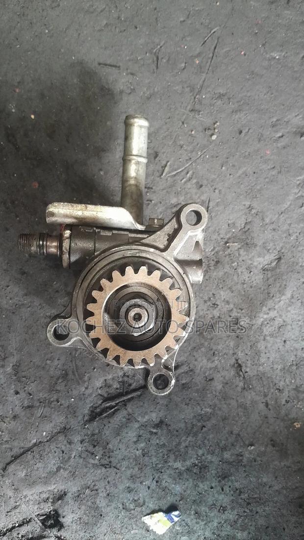 Mitsubishi Fuso Power Steering Pump
