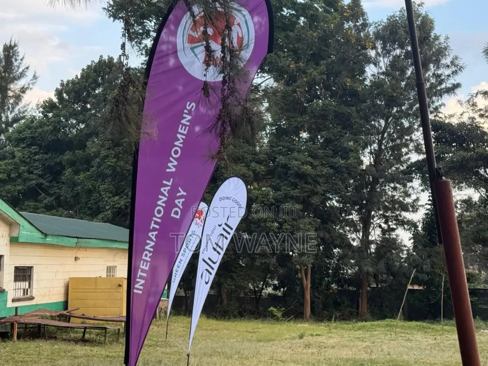 Teardrop Banner Printing