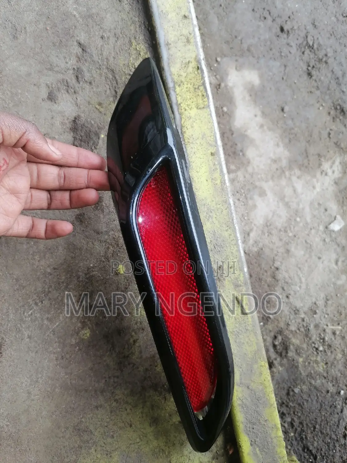 Rea Bumper Reflector