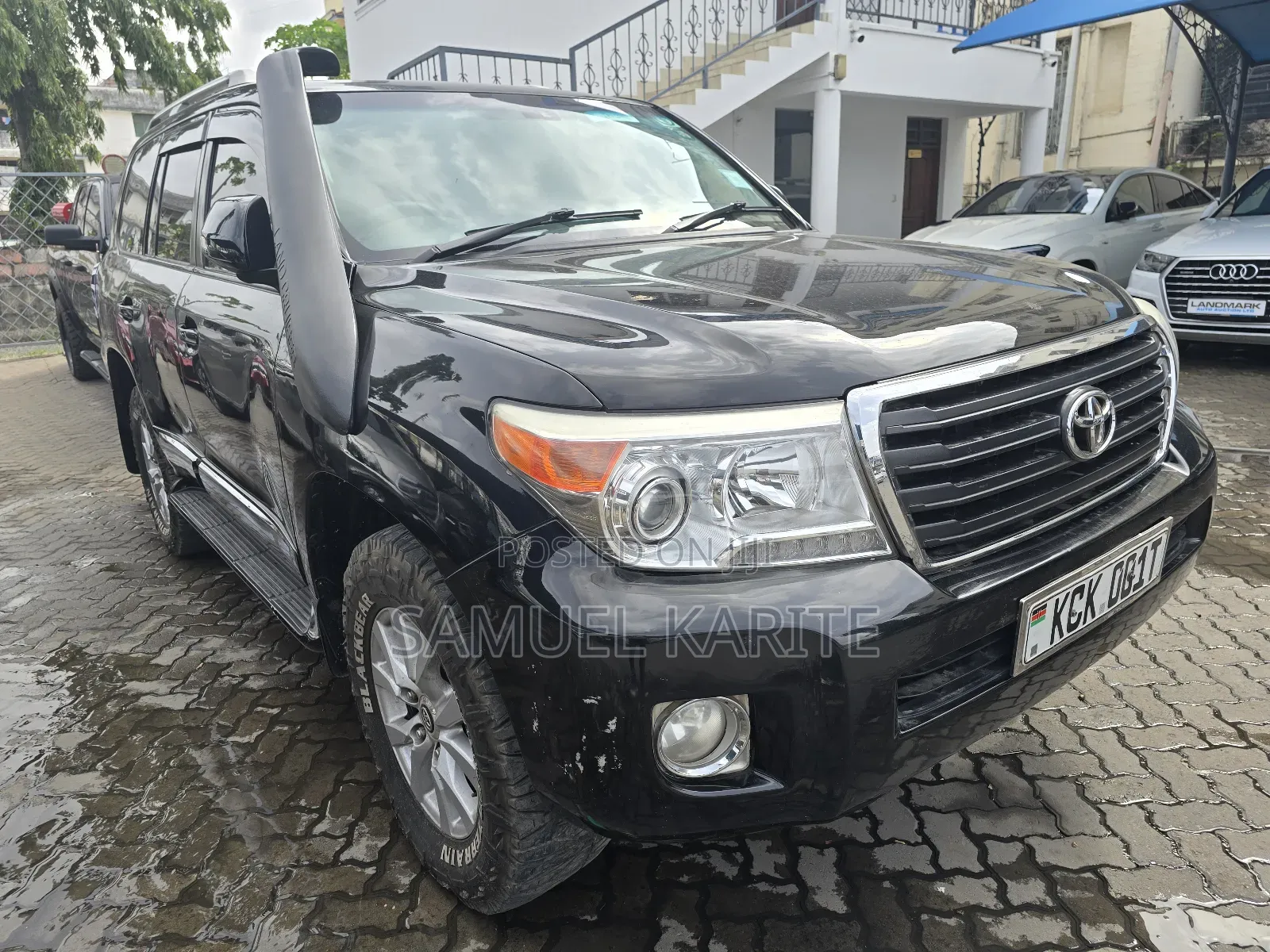 Toyota Land Cruiser 2011 Black