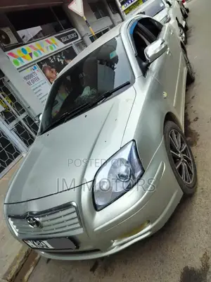 Toyota Avensis 2003 Silver