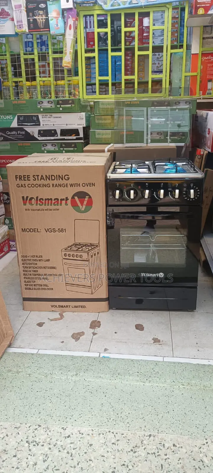 Gas Cooking Range With Oven