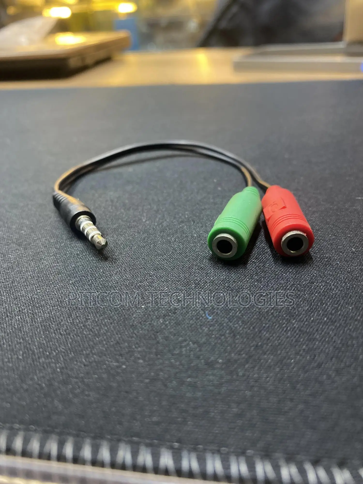 3.5mm Audio to Microphone and Audio Cable