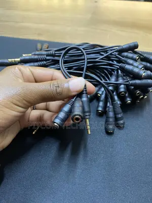 3.5mm Audio Splitter 1x2