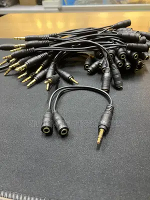 3.5mm Audio Splitter 1x2