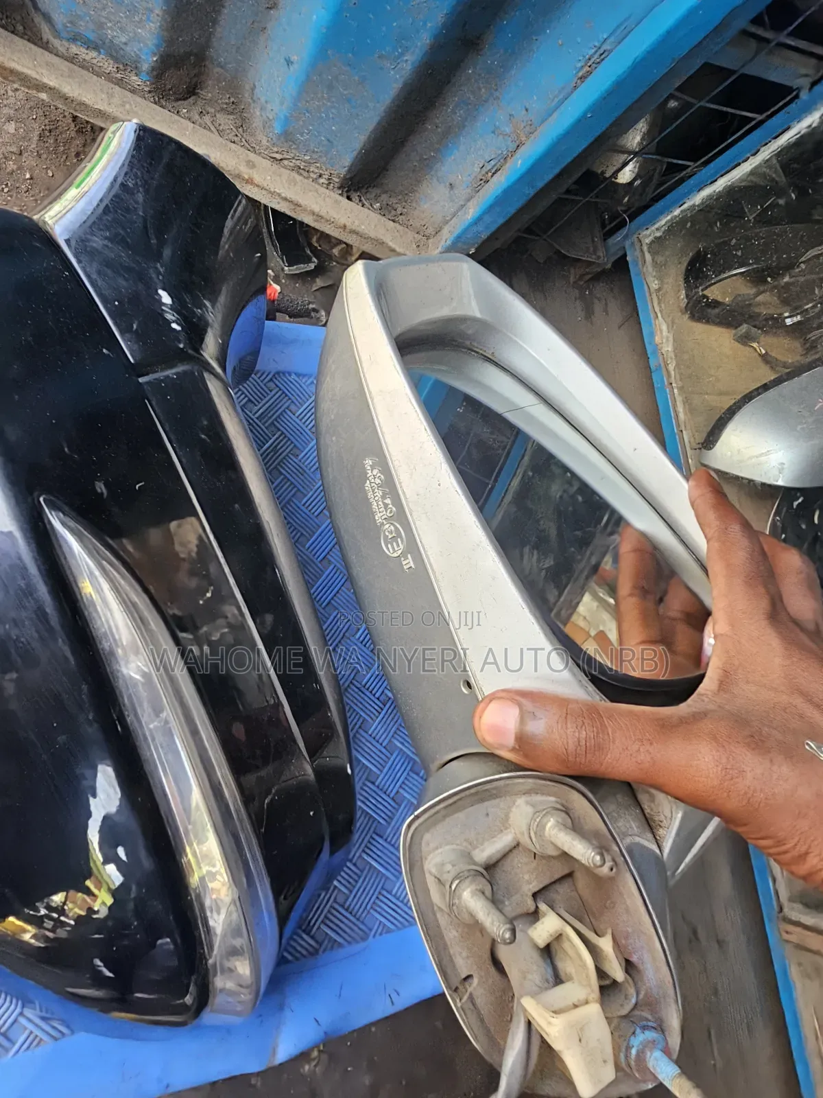 Crown Athlete Side Mirrors