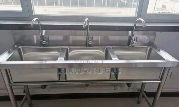 Commercial Stainless Steel Three Bowl Kitchen Washing Sink