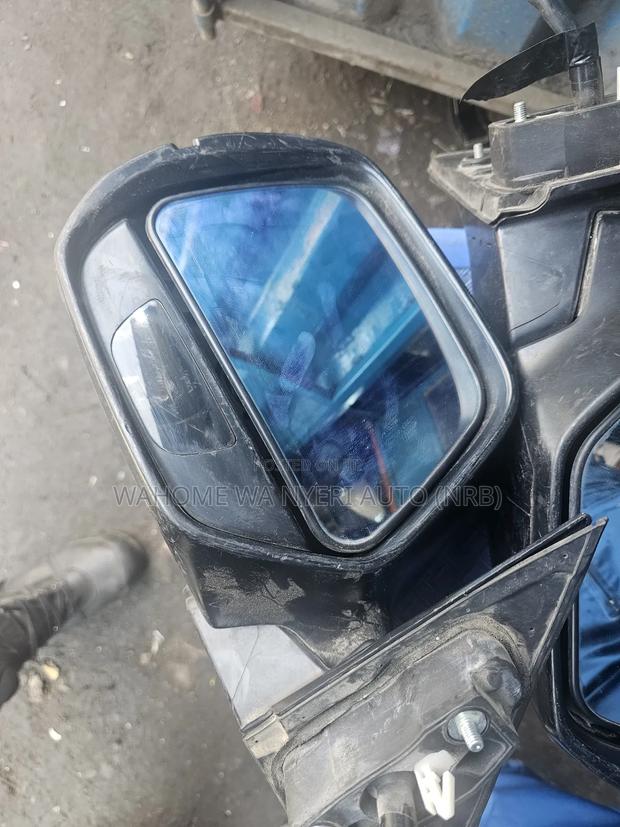 Honda Vezel Side Mirrors - thumbnail 3